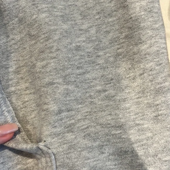 TNA HEATHER CHROME GREY COZY SWEATFLEECE HOODIE ARITZIA SIZE XS - Picture 13 of 14